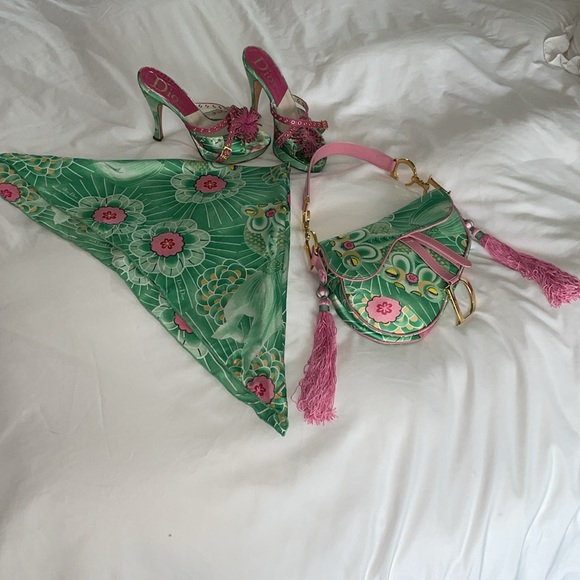 Christian Dior fall 2003 collection - Picture 6 of 17